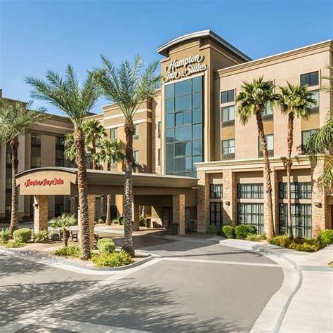 THE 10 BEST Glendale Hotel Deals (Aug 2024) .